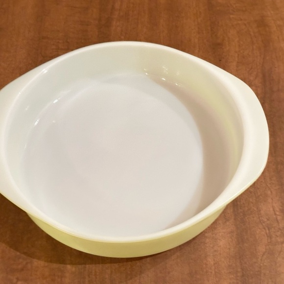 Vintage Pyrex 221 Round 8” Lime Green Cake Pie Casserole Pan Baking Dish - Picture 5 of 8